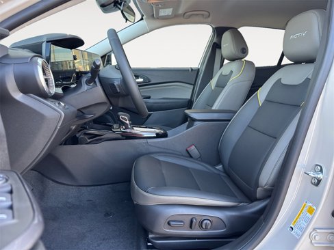 New 2026 Chevrolet Trax ACTIV image 9