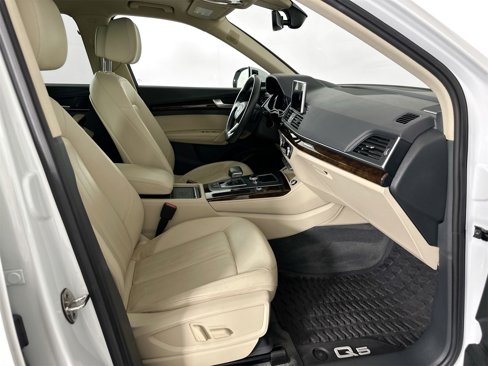 Used 2020 Audi Q5 2.0T Premium Plus w/ Premium Plus Package image 25