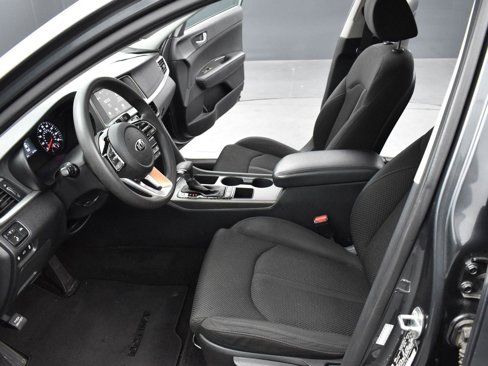 Used 2020 Kia Optima LX image 11