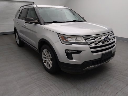 Used 2019 Ford Explorer XLT w/ Equipment Group 201A image 14