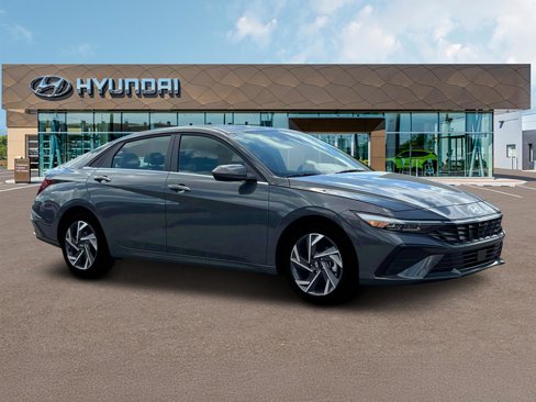 New 2025 Hyundai Elantra SEL image 10