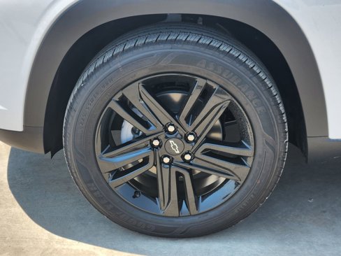 New 2025 Chevrolet Trax ACTIV w/ Driver Confidence Package image 11
