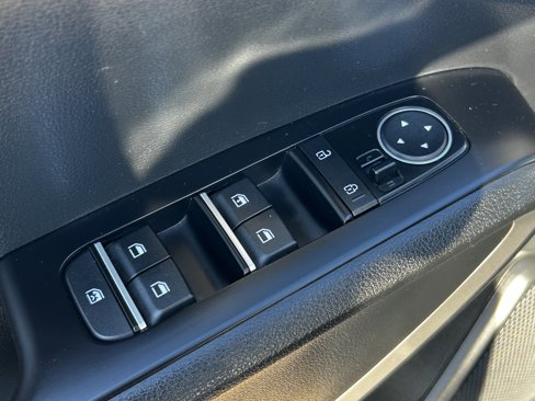 Used 2023 Kia Soul LX w/ LX Technology Package image 21