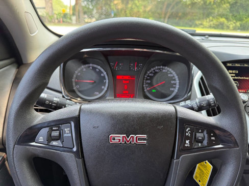 Used 2015 GMC Terrain SLE image 24