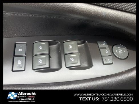 Used 2018 Cadillac Escalade Luxury image 19