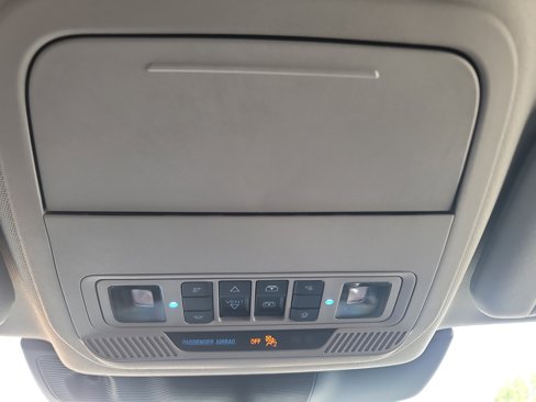 Used 2022 Ford Explorer XLT w/ Equipment Group 202A image 34
