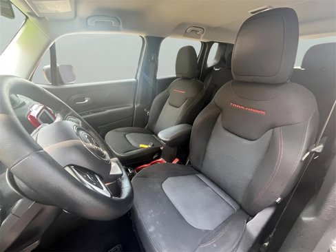 Used 2017 Jeep Renegade Trailhawk w/ Popular Equipment Group image 9