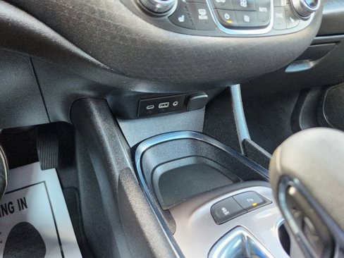 Used 2024 Chevrolet Malibu LT image 12