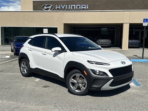 Certified 2022 Hyundai Kona SEL image 1