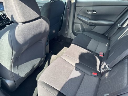 Used 2022 Nissan Sentra SV w/ All-Weather Package image 10