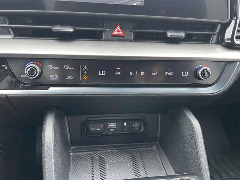 Used 2023 Kia Sportage EX image 26