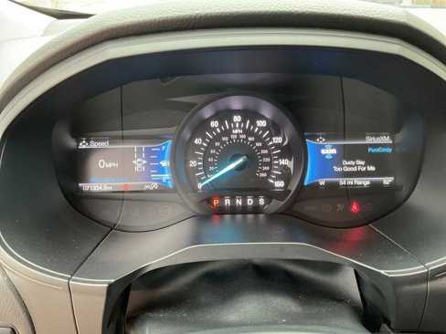 Used 2022 Ford Edge SEL image 15