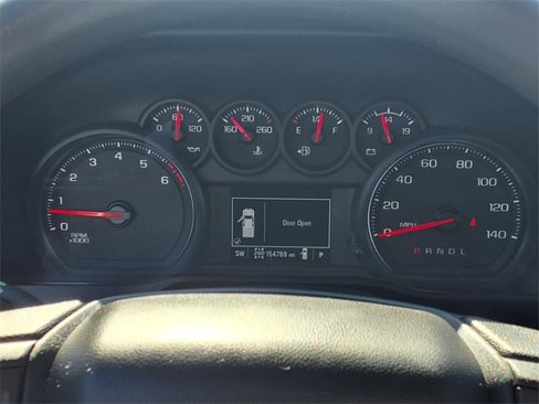 Used 2020 Chevrolet Silverado 1500 Custom w/ Custom Value Package image 13