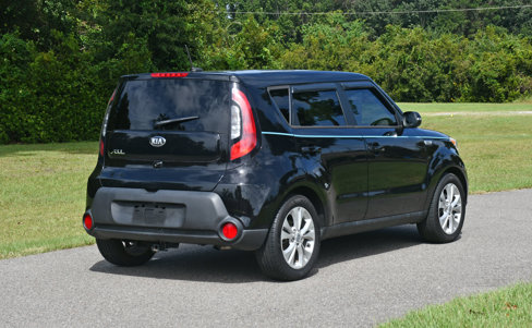 Used 2014 Kia Soul + image 4