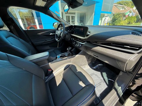 Used 2024 Buick Envista Sport Touring w/ Convenience I Package image 38