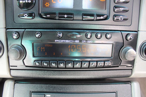 Used 2000 Porsche 911 Carrera 4 image 12