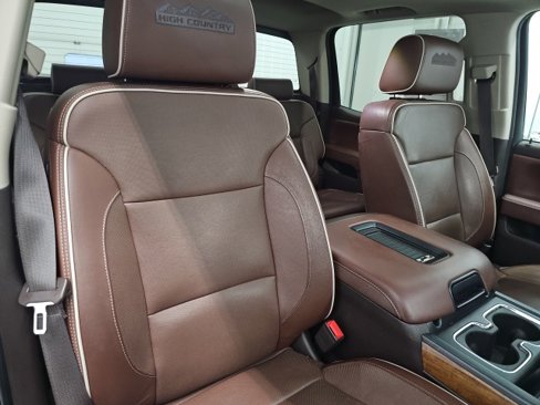 Used 2016 Chevrolet Silverado 1500 High Country w/ High Country Premium Package image 13