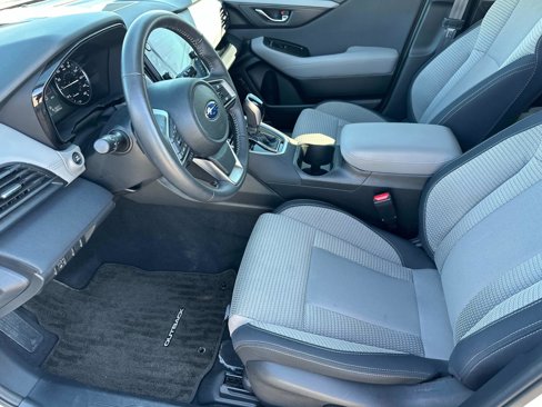Used 2024 Subaru Outback Premium image 8