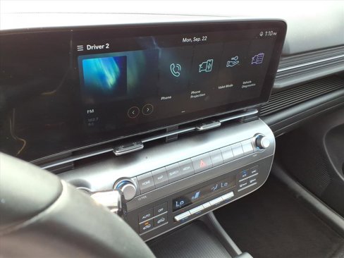 Used 2025 Hyundai Kona SEL image 13