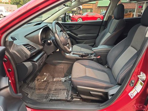 Used 2019 Subaru Crosstrek 2.0i Premium w/ Moonroof Package image 19