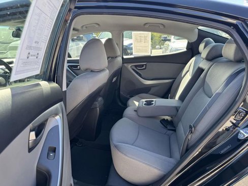 Used 2013 Hyundai Elantra GLS image 19