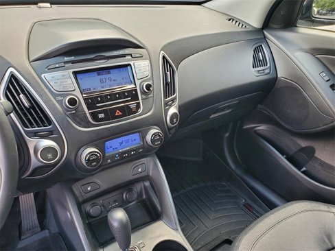 Used 2012 Hyundai Tucson Limited image 26
