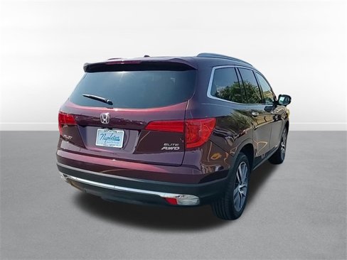 Used 2017 Honda Pilot Elite image 6
