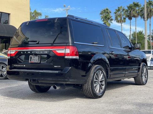 Used 2016 Lincoln Navigator L Select image 21