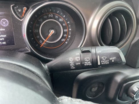 Used 2019 Jeep Wrangler Unlimited Sport S image 27