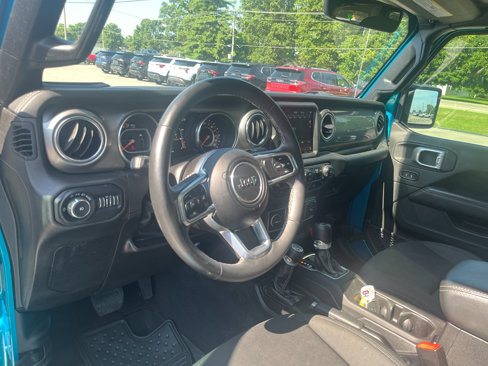Used 2019 Jeep Wrangler Unlimited Sahara image 9
