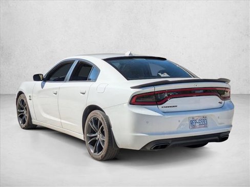 Used 2018 Dodge Charger R/T w/ Plus Group image 7