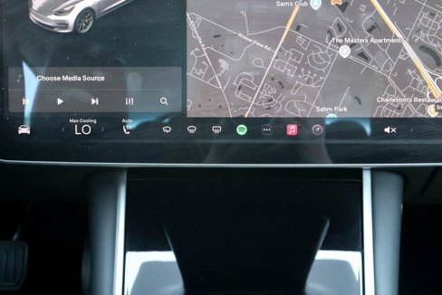 Used 2019 Tesla Model 3 Standard Range Plus image 23