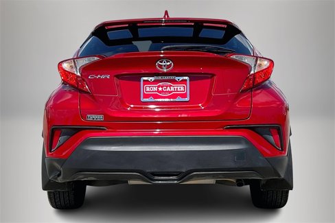 Used 2021 Toyota C-HR XLE image 6