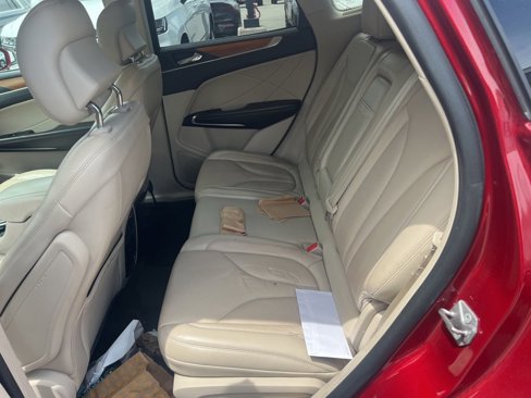 Used 2019 Lincoln MKC Select w/ Select Plus Package image 15