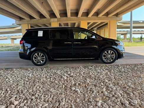 Used 2016 Kia Sedona SX Limited image 2