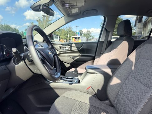 Used 2022 Chevrolet Equinox LT image 16