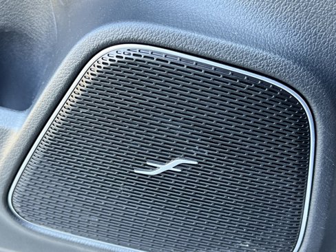Used 2022 Mercedes-Benz GLB 250 4MATIC image 32