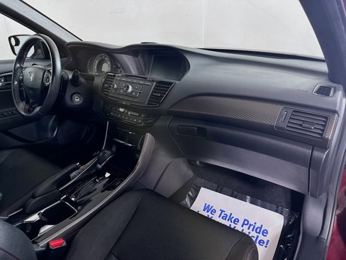 Used 2017 Honda Accord Sport Special Edition image 27