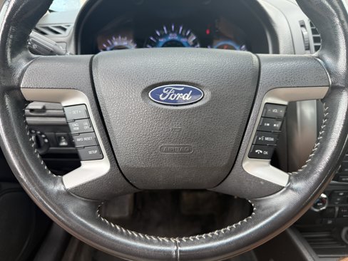 Used 2012 Ford Fusion SEL image 25