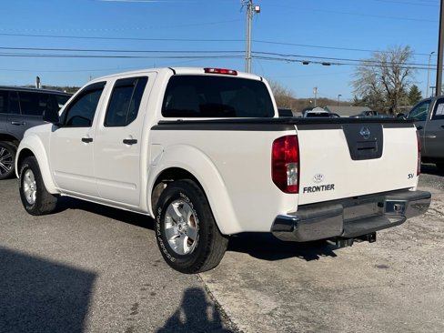 Used 2012 Nissan Frontier SV w/ SV Premium Utility Pkg image 5