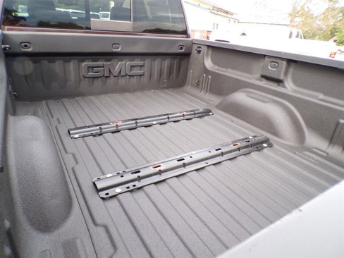 Used 2016 GMC Sierra 2500 SLT w/ Duramax Plus Package image 11