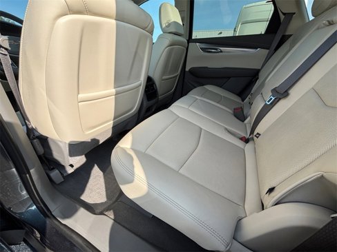Used 2020 Cadillac XT5 Premium Luxury w/ LPO, Floor Liner Package image 40