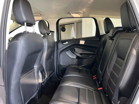 Used 2019 Ford Escape SEL image 25
