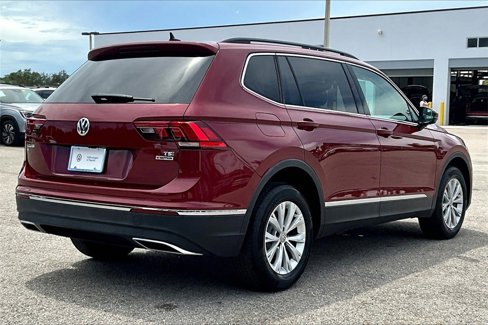 Used 2018 Volkswagen Tiguan SE w/ Panoramic Sunroof Package image 5