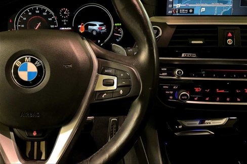 Used 2018 BMW X3 M40i image 23