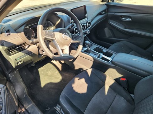 Used 2025 Nissan Sentra SV image 8