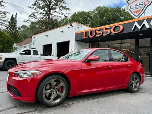 Used 2017 Alfa Romeo Giulia AWD w/ Sport Appearance Package image 3