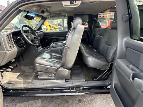 Used 2004 Chevrolet Silverado 1500 LS w/ Safe and Sound Package image 17