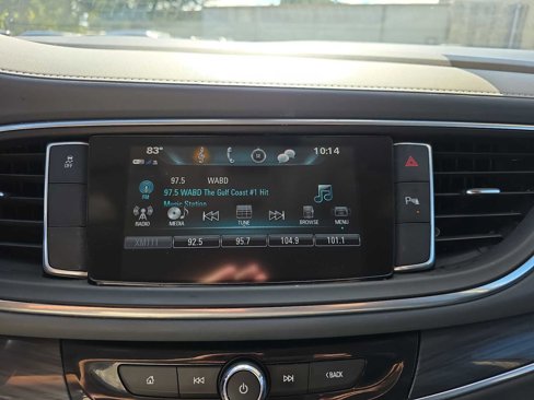 Used 2019 Buick Enclave Essence image 12