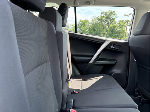 Used 2018 Toyota RAV4 XLE w/ Plus Extra Value Package image 26